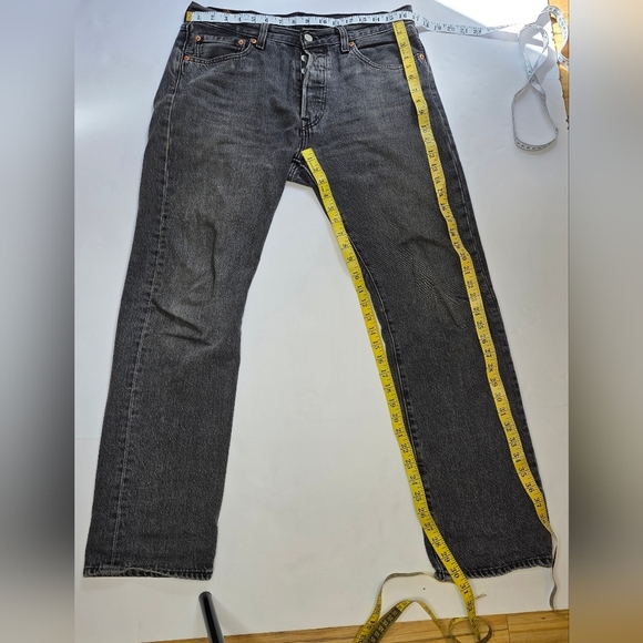 LEVI’S 501 JEANS BLACK 32 × 32,
Good condition - Picture 3 of 8